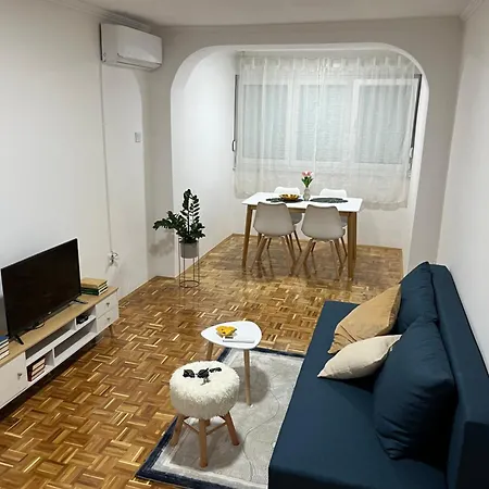 Apartment Vera *